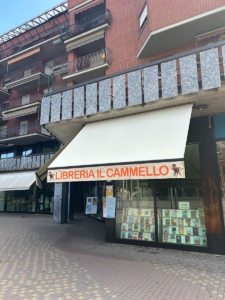 Tende da sole per libreria Torino